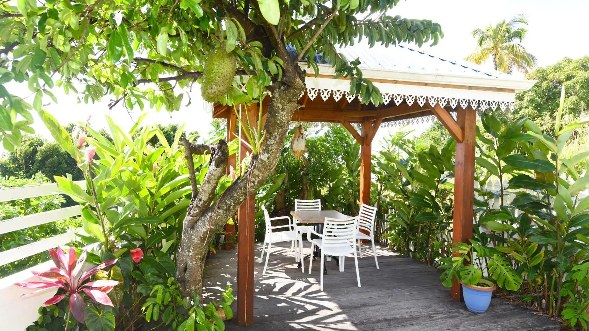 Holiday home Belavue & Spa Prive, Avec Vue Panoramique Sur Mer, Jardin Creole Paysager, Jacuzzi Prive Bouillante Guadeloupe